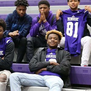 Meet your Posher, Darnell